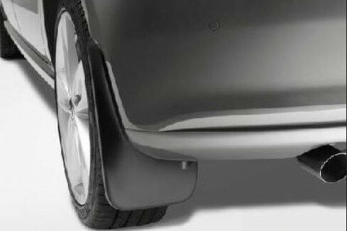 NEW GENUINE VW POLO 10-14 REAR MUD FLAPS SPLASH GUARD PAIR 6R0075101 - Image 2