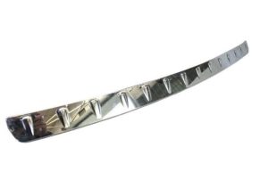 NEW GENUINE MERCEDES BENZ MB B CLASS W246 REAR TRUNK FOOTPLATE CHROME