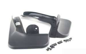 GENUINE MERCEDES BENZ MB C CLASS W204 FRONT MUD FLAPS SPLASH GUARD PAIR