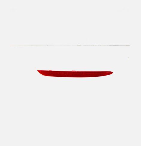 NEW GENUINE MERCEDES BENZ MB GLC CLASS X253 REAR BUMPER REFLECTOR LENS RIGHT O/S A0998208800