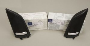 NEW GENUINE MERCEDES MB B CLASS W246 HARMAN KARDON TWEETER COVER PAIR SET L+R