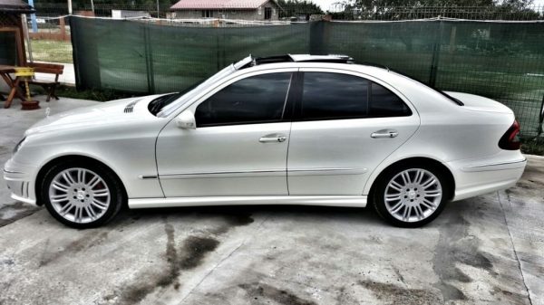 Side Skirts suitable for MERCEDES E-Class W211 (2003-2009) Sport Design - Image 6