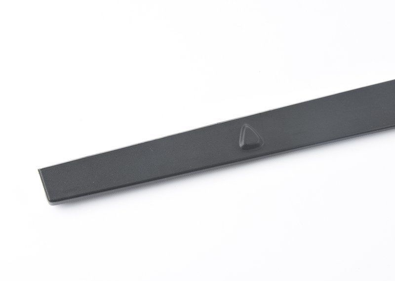 NEW GENUINE VOLKSWAGEN GOLF MK7 SIDE MEMBER TRIM RIGHT O/S 5G6853860B9B9 - Image 3