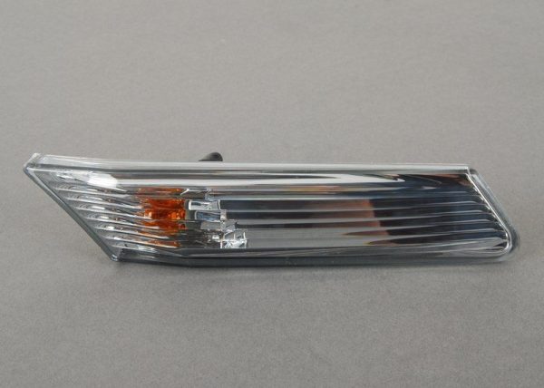 NEW GENUINE PORSCHE 987 BOXSTER CAYMAN 08-12 TURN SIGNAL REPEATER RIGHT O/S 98763101400