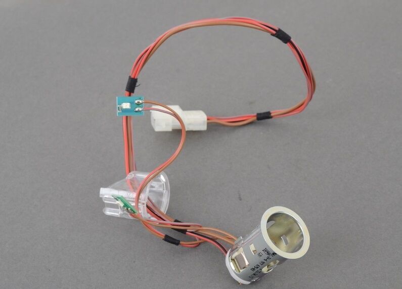 NEW OEM BMW F10 F11 F12 F13 E70 E71 CIGARETTE LIGHTER SOCKET 61346977675 - Image 3