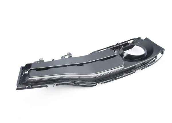 NEW GENUINE BMW 3 SERIES F30 F31 LCI FOG LIGHT CLOSED GRILL RIGHT O/S 51117396886 - Image 2
