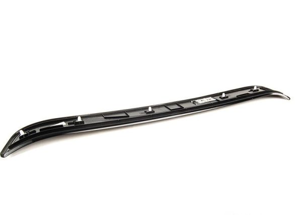 BMW NEW GENUINE 3 SERIES E90 E91 O/S RIGHT FRONT DOOR ENTRY SILL STRIP 51477060280 - Image 4