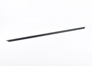 BMW NEW GENUINE 4 SERIES F32 DOOR WINDOW SWEEP FELT WEATHERSTRIP MOLDING RIGHT 51337279774