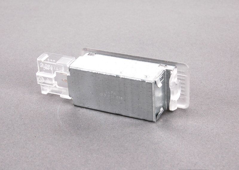 NEW GENUINE VOLKSWAGEN CADDY EOS GOLF POLO BOOT LIGHTINING HOUSING 6L0947415 - Image 3