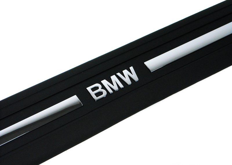 NEW GENUINE BMW 5 SERIES E39 FRONT DOOR SILL COVER BLACK LEFT N/S - Image 2