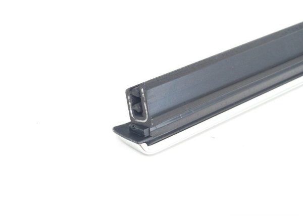 NEW GENUINE BMW 3 SERIES E90 REAR OUTER WEATHERSHIP LEFT N/S 51357119215 - Image 3