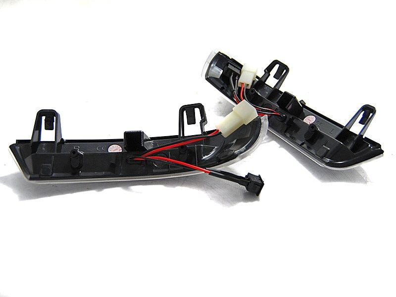 SIDE TURN MARKERS IN THE MIRROR WHIE LED SEQ fits SKODA SUPERB 2002-2008 - Image 3