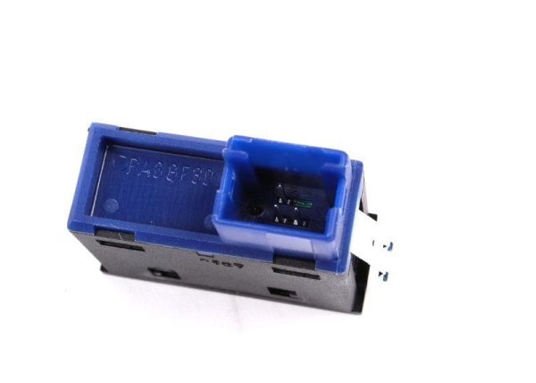 BMW NEW GENUINE E46 E39 E38 E53 E85 3 5 7 X5 Z4 TRUNK/BOOT UNLOCKING SWITCH  61318365579 - Image 4