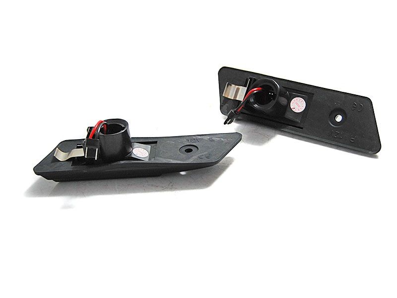 SIDE TURN MARKERS WHITE LED SEQ fits BMW E36 12.1990 - 09.1996 PreFacelift - Image 3