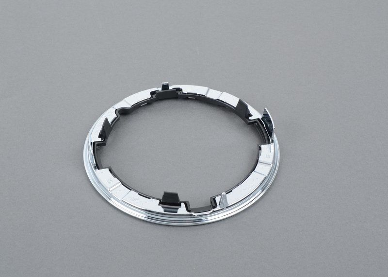 NEW GENUINE VW PASSAT 06-11 CC 09-12 FRONT CENTER GRILLE BADGE ADAPTER 3C0853347ARYP - Image 3