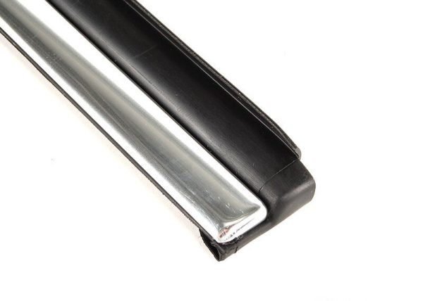 BMW NEW GENUINE 3 SERIES E46 COUPE REAR WINDOW RAILING GASKET CHROME RIGHT O/S 51368227686 - Image 4