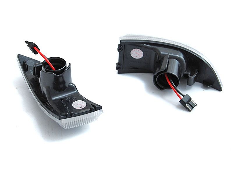 SIDE TURN MARKERS IN THE MIRROR WHITE LED SEQ fits Renault Megane MK3 2008-2016 - Image 3