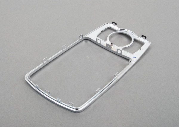 AUDI OEM Q7 2007-2014 FRONT CENTER CONSOLE SILVER FRAME SURROUND TRIM 4L0864260A - Image 3