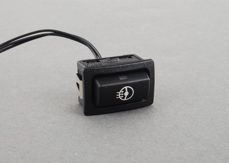 BMW NEW 3 SERIES E90 E91 E92 E93 STEERING WHEEL HEATING PUSH BUTTON 61319143639 - Image 4