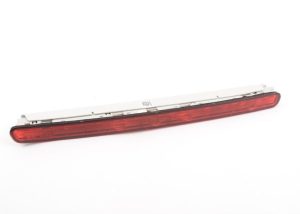 AUDI A4 8E AVANT 2005-2008 NEW GENUINE THIRD 3RD BRAKE STOP LIGHT 8E9945097B