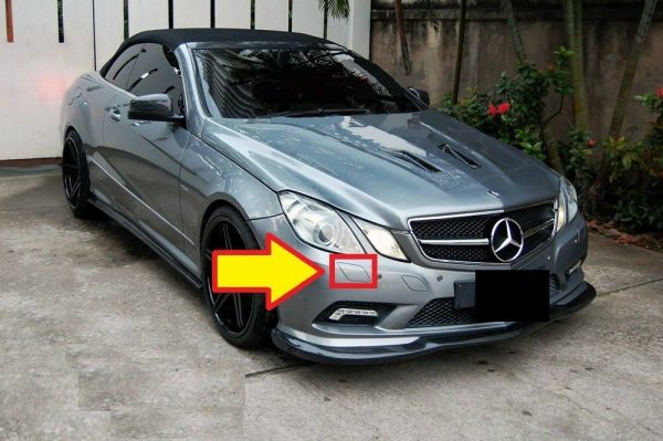 NEW GENUINE MERCEDES BENZ MB E W207 HEADLIGHT WASHER COVER HEAD CAP RIGHT O/S A20788002059999 - Image 2