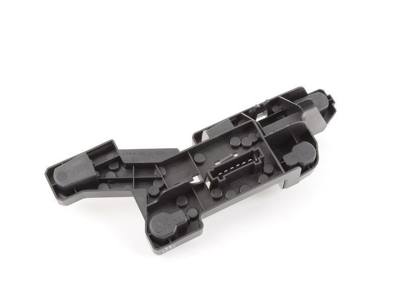 NEW GENUINE PORSCHE 987 BOXSTER CAYMAN 05-08 TAIL LIGHT BULK HOLDER LEFT N/S 98763145302 - Image 3