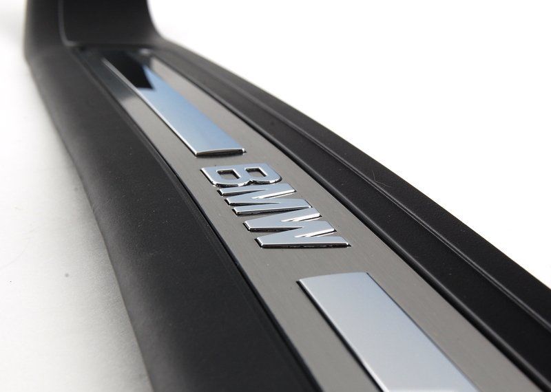 NEW GENUINE BMW 5 SERIES E39 FRONT DOOR SILL COVER BLACK RIGHT O/S 51478159934 - Image 3