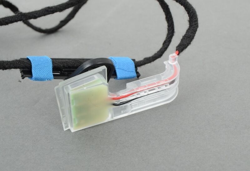 BMW NEW GENUINE E70 E70LCI E71 REAR O/S RIGHT DOOR HANDLE LIGHTING 63177184662 - Image 4