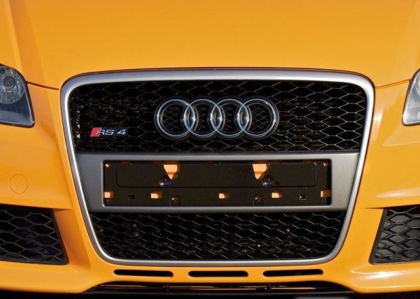 NEW GENUINE AUDI A4 S4 FRONT BUMPER LICENSE PLATE HOLDER 8E0807285AT1QP - Image 7