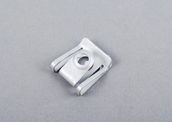 NEW BMW GENUINE E46 OIL SUMP DRAIN PLUG ACCESS COVER FLAP 51718197932 - Image 6