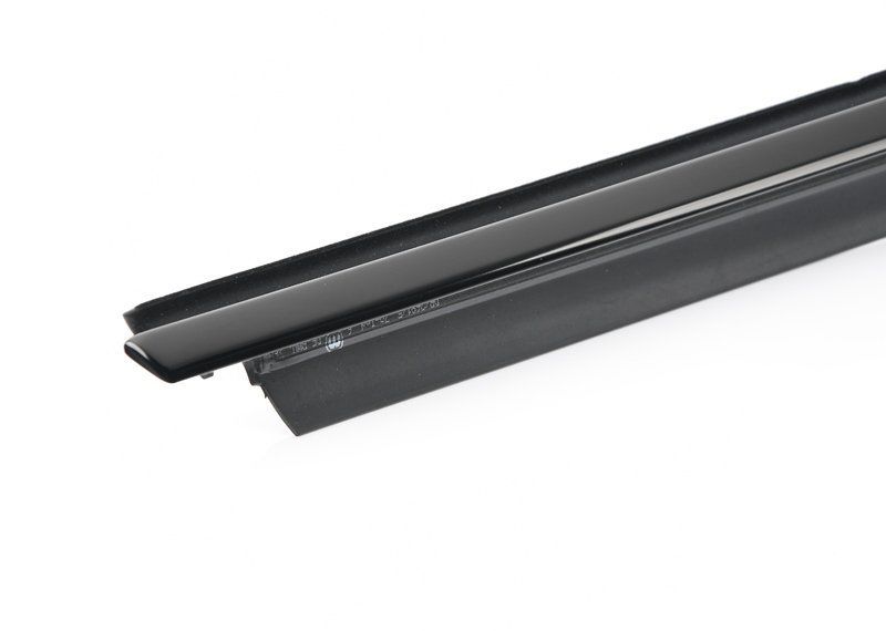 NEW GENUINE BMW 4 SERIES REAR FINISHER SIDE WINDOW LEFT N/S 51377295571 - Image 3