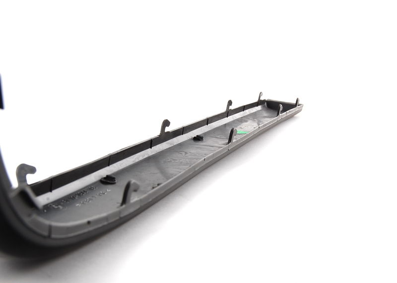 NEW GENUINE BMW 5 SERIES E34 REAR BUMPER RUBBING STRIP MOULDING LEFT N/S 51121944185 - Image 4