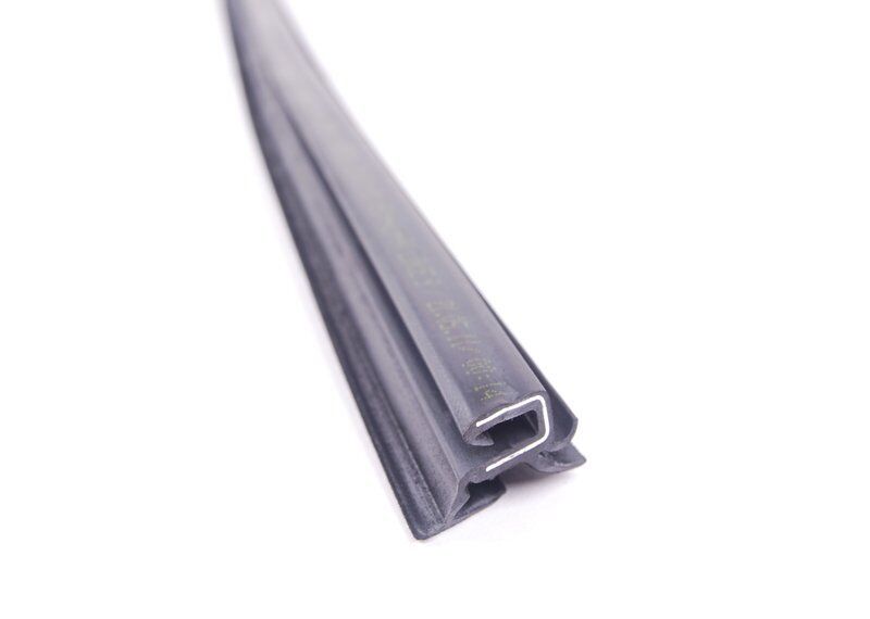NEW GENUINE BMW 3 SERIES E92 FRONT DOOR INSIDE CHANNEL SEALING LEFT N/S 51337119089 - Image 4