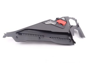 BMW NEW OEM F30 F31 F32 F33 F34 F36 COVER FOR UNIT COMPARTMENT APRON RIGHT LHD 64319353042