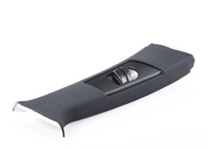 BMW NEW GENUINE X5 E53 99-06 BLACK O/S RIGHT CENTER B-PILLAR TRIM 51438259820