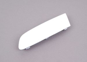 NEW GENUINE VW GOLF MK5 GTI 03-09 FRONT BUMPER SHORT MOULDING LEFT N/S PRIMED 1K0807717EGRU