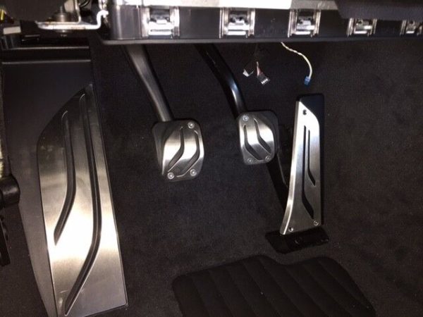 Kit of Pedal Footrest suitable for BMW 1 Series F20 (2011-up) 2 Series F22 (2014-up) 3 Series F30 (2011-up) 4 Series F32 (2013-up) Manual Gearbox - Image 8