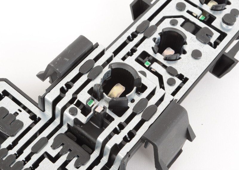 NEW GENUINE VW GOLF 98-06 HATCHBACK TAIL LIGHT BULB CARRIER LEFT RIGHT 1J6945257 - Image 3