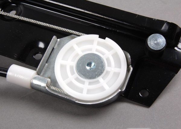 NEW GENUINE AUDI TT MK1 FRONT RIGHT O/S SIDE WINDOW REGULATOR 8N0837462 - Image 5