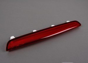 AUDI A3 8P 4 DOOR 04-13 NEW GENUINE REAR THIRD 3RD BRAKE STOP LIGHT 8P4945097C