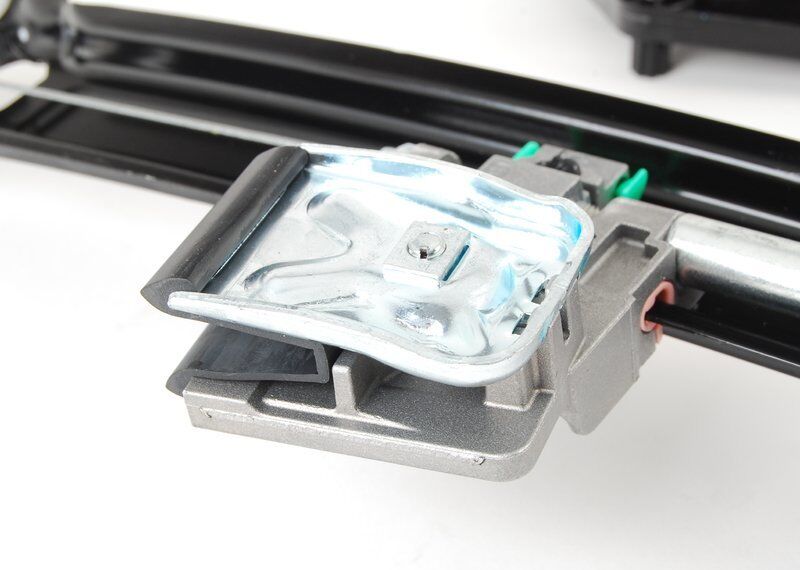 NEW GENUINE AUDI A5 FRONT RIGHT O/S SIDE WINDOW REGULATOR LHD 8T0898461 - Image 3