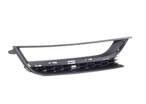 NEW GENUINE VOLKSWAGEN PASSAT B7 FRONT BUMPER LOWER GRILL RIGHT O/S 561853666A9B9