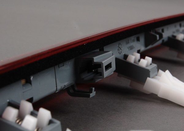 AUDI A3 8P 4 DOOR 04-13 NEW GENUINE REAR THIRD 3RD BRAKE STOP LIGHT 8P4945097C - Image 3