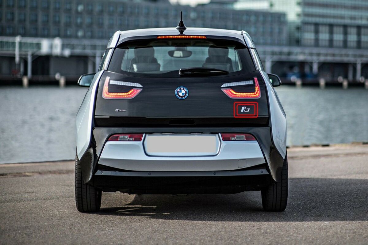 BMW NEW GENUINE I3 I01 SERIES REAR TAILGATE I3 STICKER BADGE EMBLEM 51147306457 - Image 2