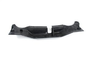 NEW GENUINE BMW 5 SERIES E39 ENGINE COMPARTMENT CENTER PANEL COVER 51718174739