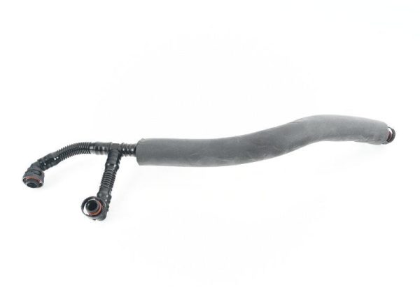 NEW GENUINE BMW 1 3 5 6 7 X1 X3 X5 Z4 CYLINDER HEAD COVER VENT HOSE 11157559528