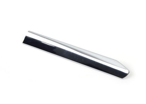 NEW GENUINE VW PASSAT CC 2014 R LINE FRONT FOG LIGHT GRILL INNER TRIM RIGHT O/S 3C88537642ZZ - Image 2