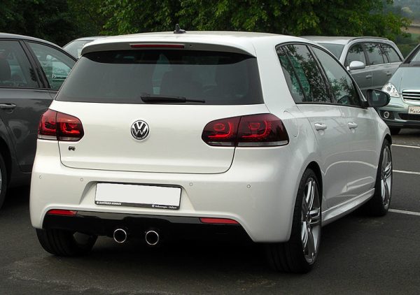 R20 Look Rear bumper For Golf VI MK6 Hatchback - Image 2