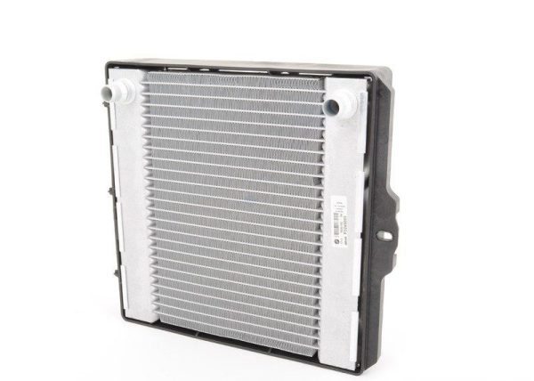 NEW GENUINE BMW F87 M2 F80 M3 F83 M4 AUXILIARY ENGINE COOLANT RADIATOR RIGHT O/S 17112284604