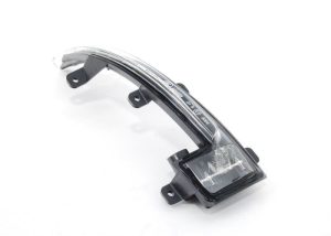 AUDI NEW GENUINE TT TTS TTRS R8 O/S RIGHT MIRROR TURN SIGNAL INDICATOR 8J0949102